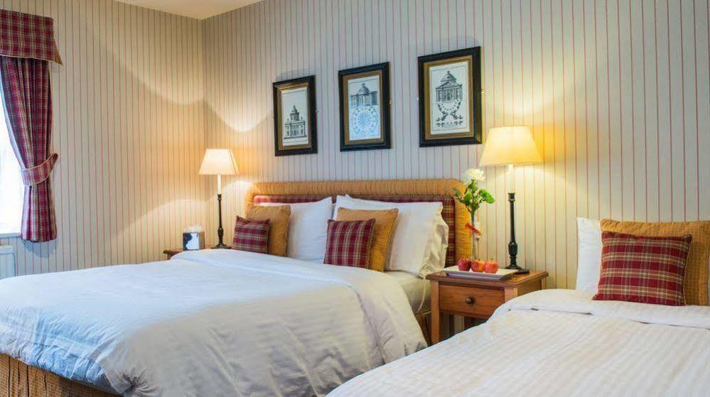 Hotel The Bear, Cowbridge Exterior foto